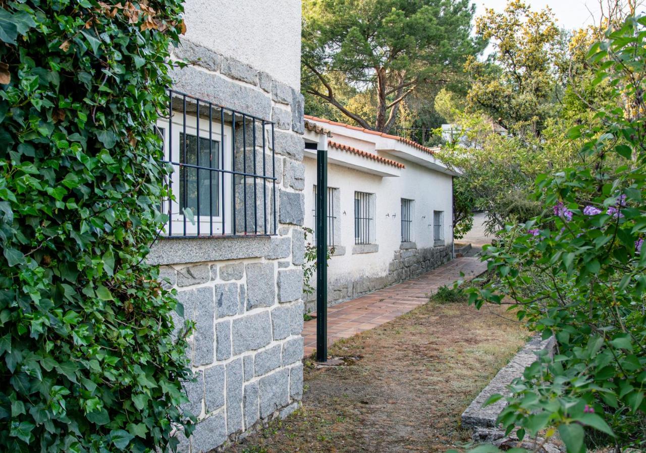 Chalet Con Piscina En Torrelodones Exterior foto